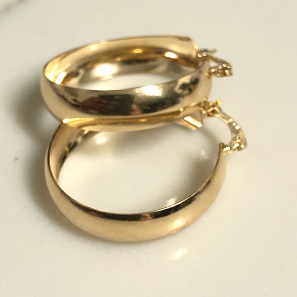 18k Gold Filled Hoop Earrings - Picture 3 of 8